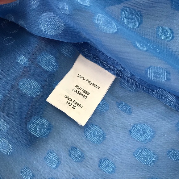3/$20 - J. Crew Lightweight Blue Top with Fun Dots - Picture 4 of 4